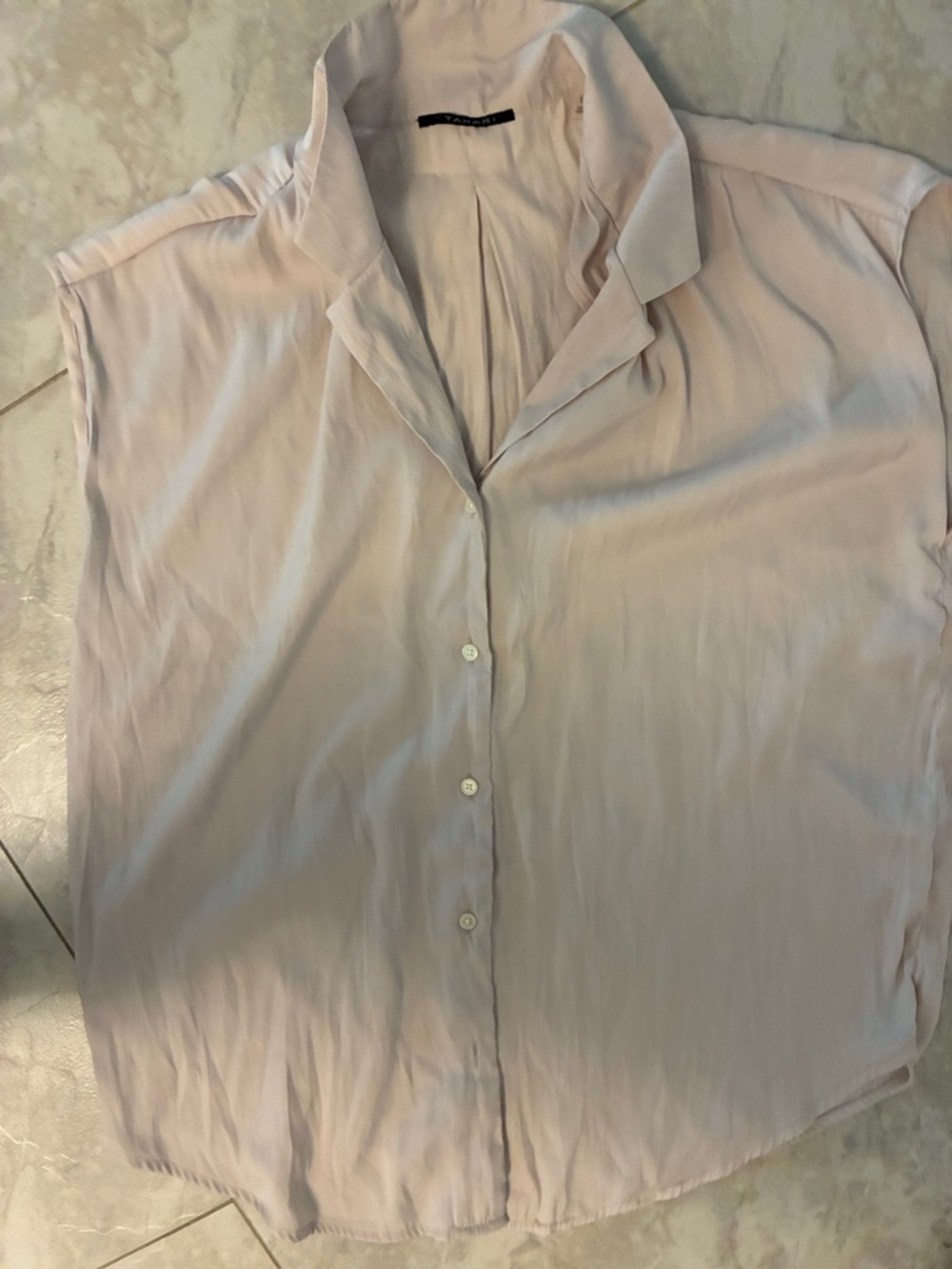 Tahari Pale Pink Sleeveless Button-Down Blouse